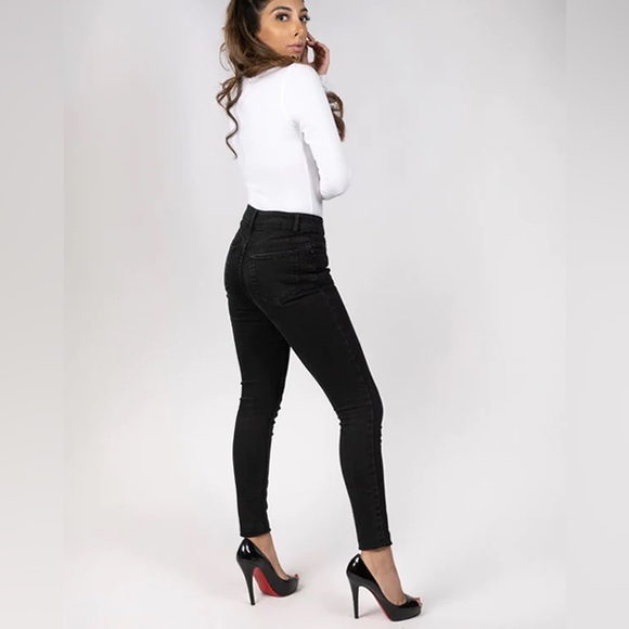 Boohoo black denim - Picture 2 of 2